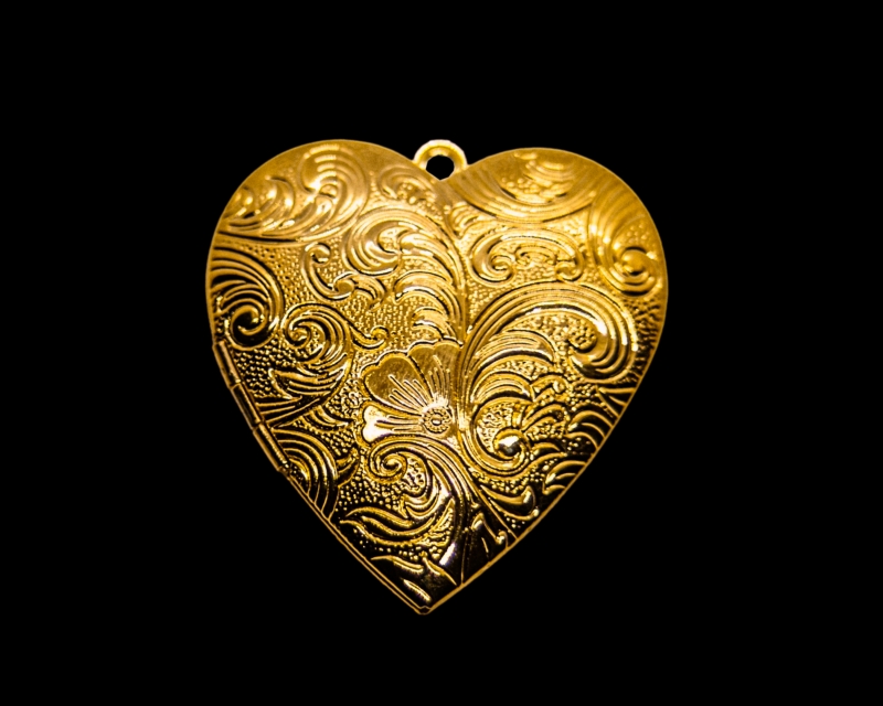 Кулон крупное сердце для фото цвет золото 42*39мм